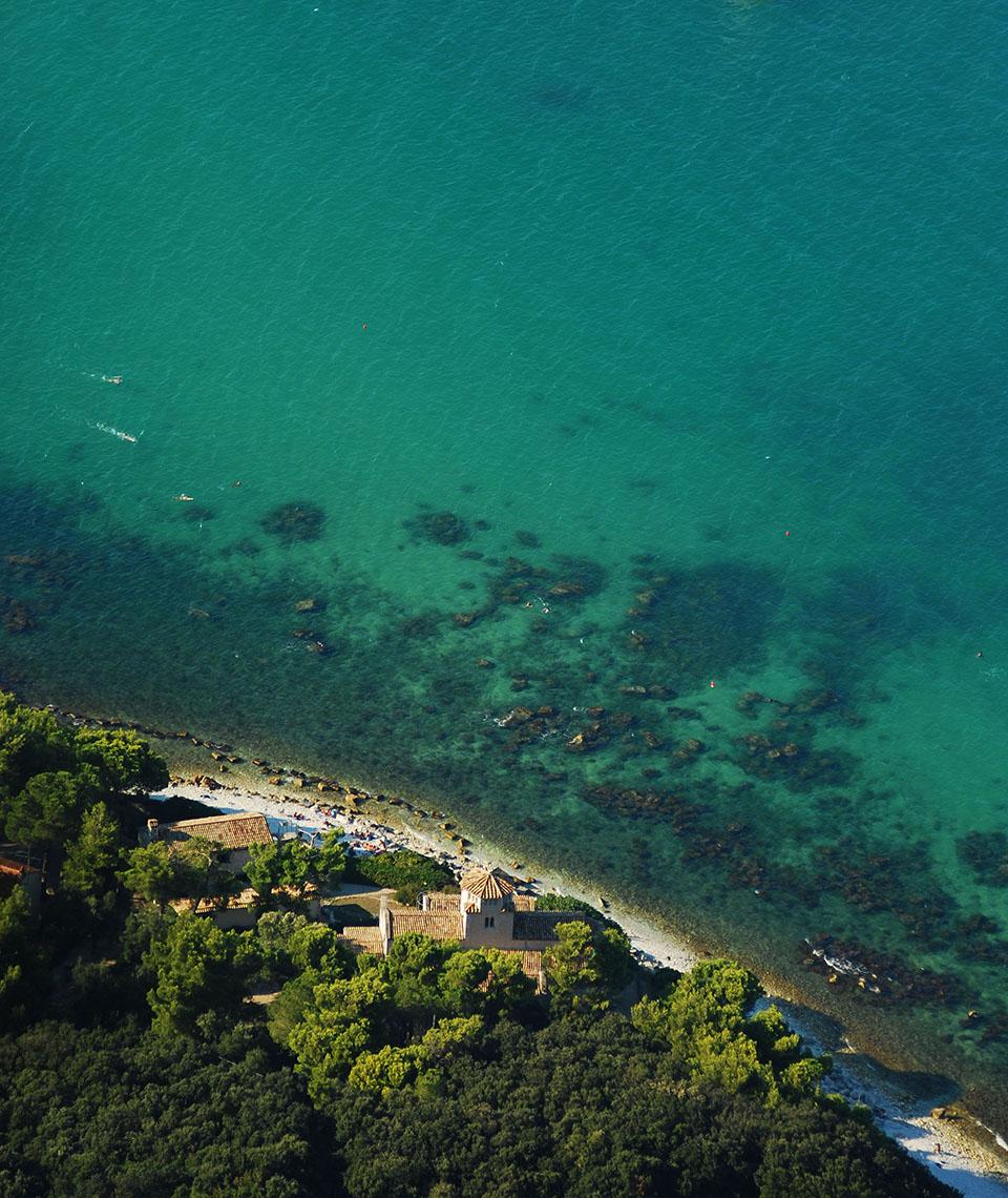 La chiesa di Santa Maria di Portonovo