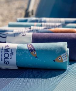 Beach-towel-swimmers-il-molo-portonovo